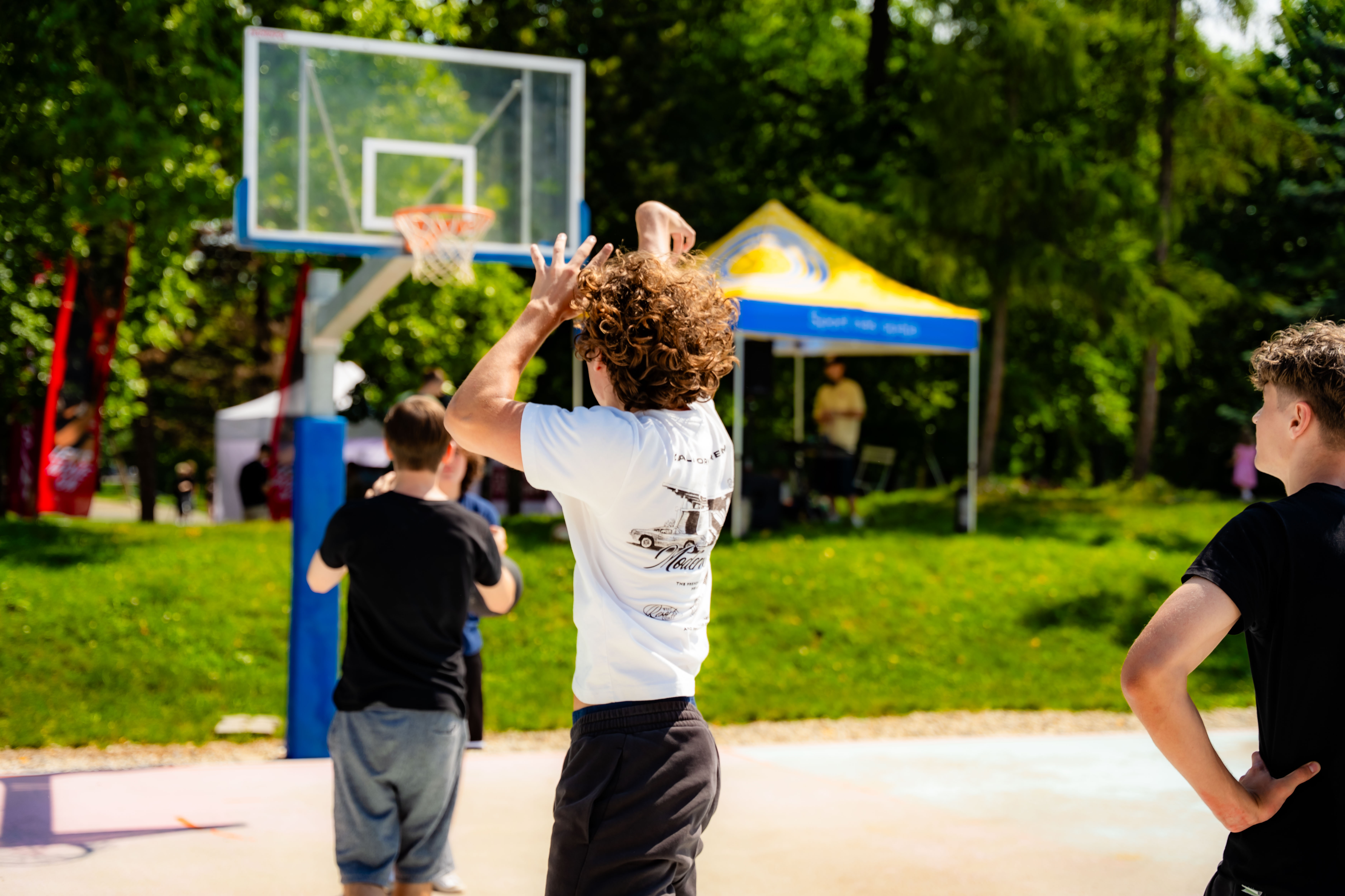 Mladi hybu Kosicami - sportovo kulturny festival-1-17
